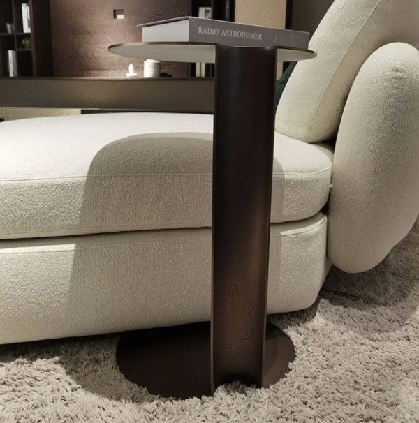 Italian minimalist stainless steel corner table, modern and simple living room design, irregular metal side table, light luxury and movable round table. - 图片 3